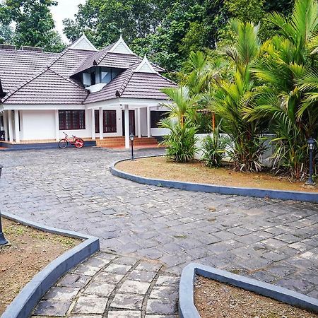 Thanal Premium Villa By - A Place To Call Your Home Muvattupuzha 外观 照片
