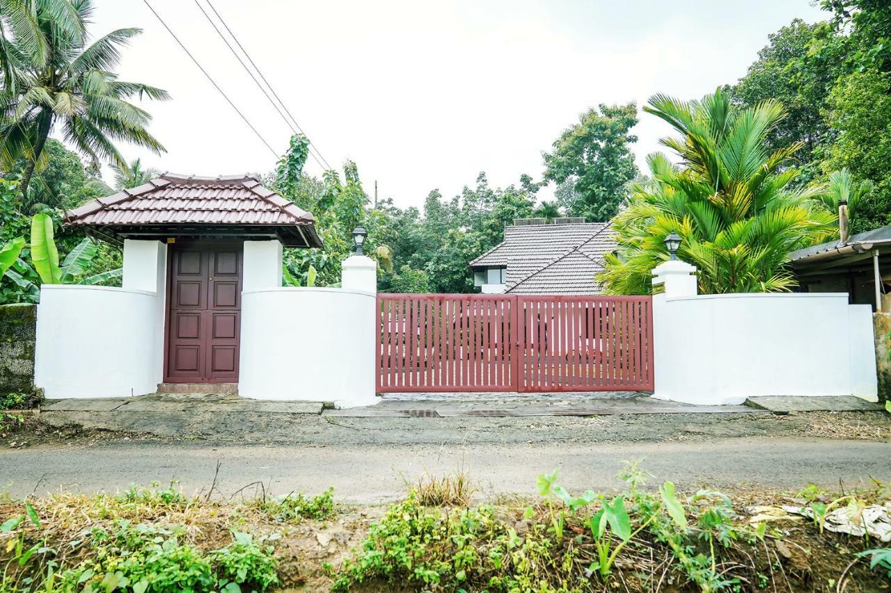 Thanal Premium Villa By - A Place To Call Your Home Muvattupuzha 外观 照片