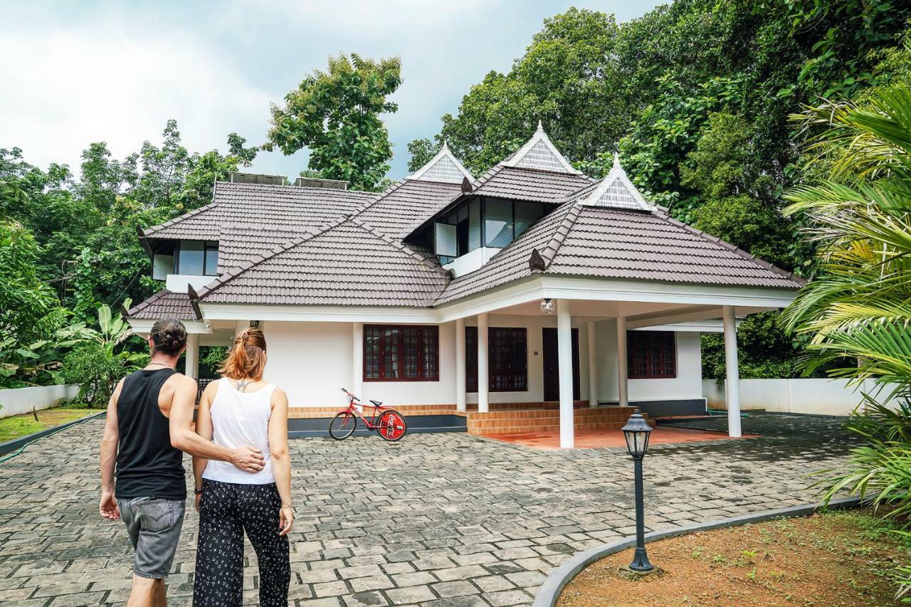Thanal Premium Villa By - A Place To Call Your Home Muvattupuzha 外观 照片