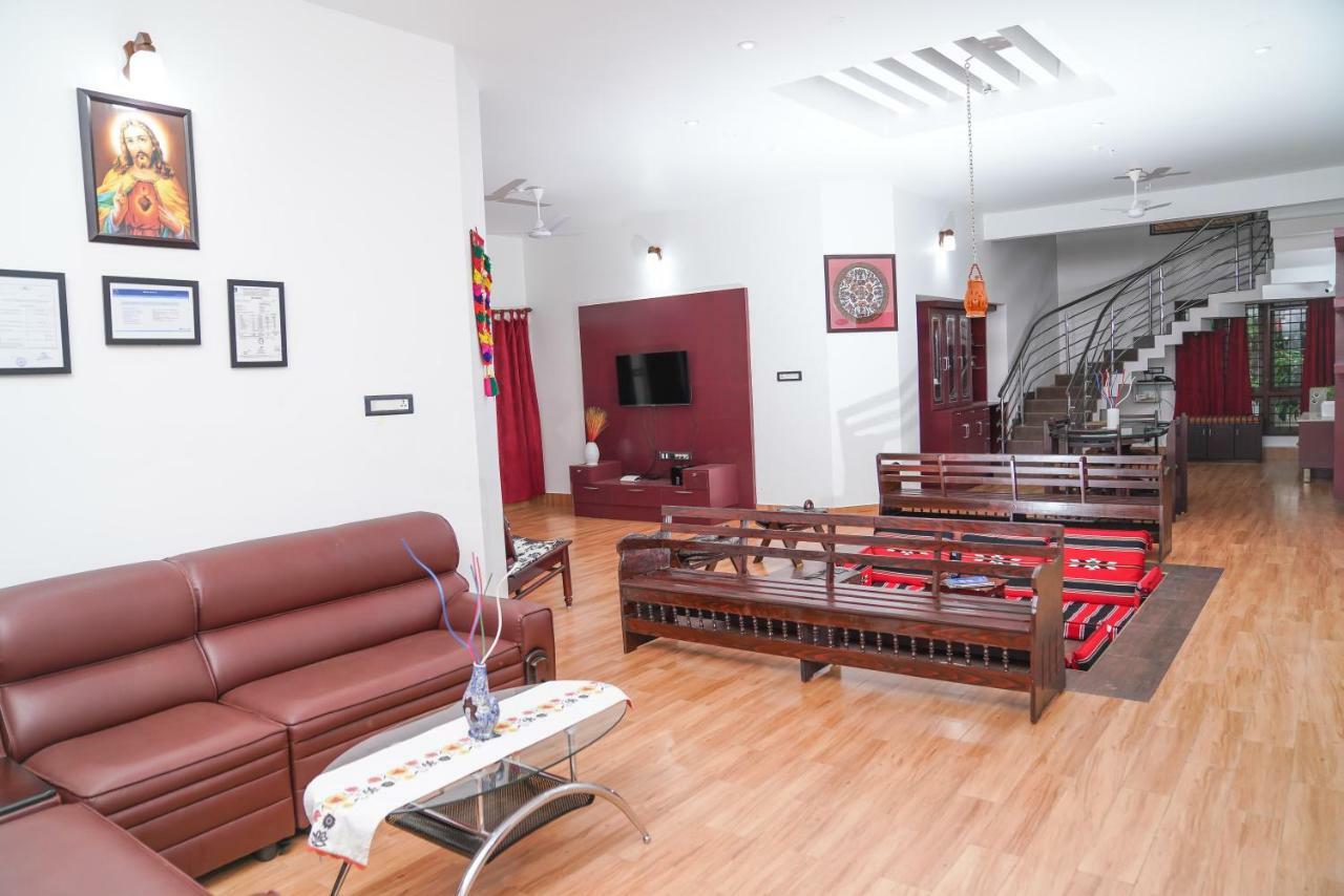 Thanal Premium Villa By - A Place To Call Your Home Muvattupuzha 外观 照片